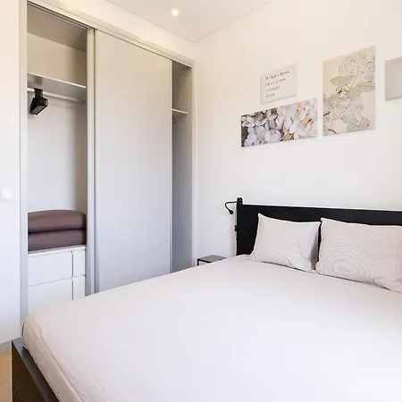 Dennis Family Friendly House By Rdc Apartment Porto